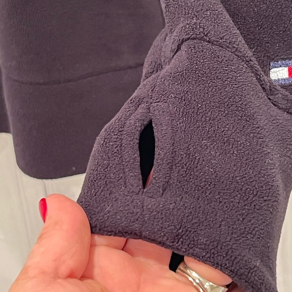 TOMMY HILFIGHER women black sport fleece sweater /size M - Picture 5 of 6